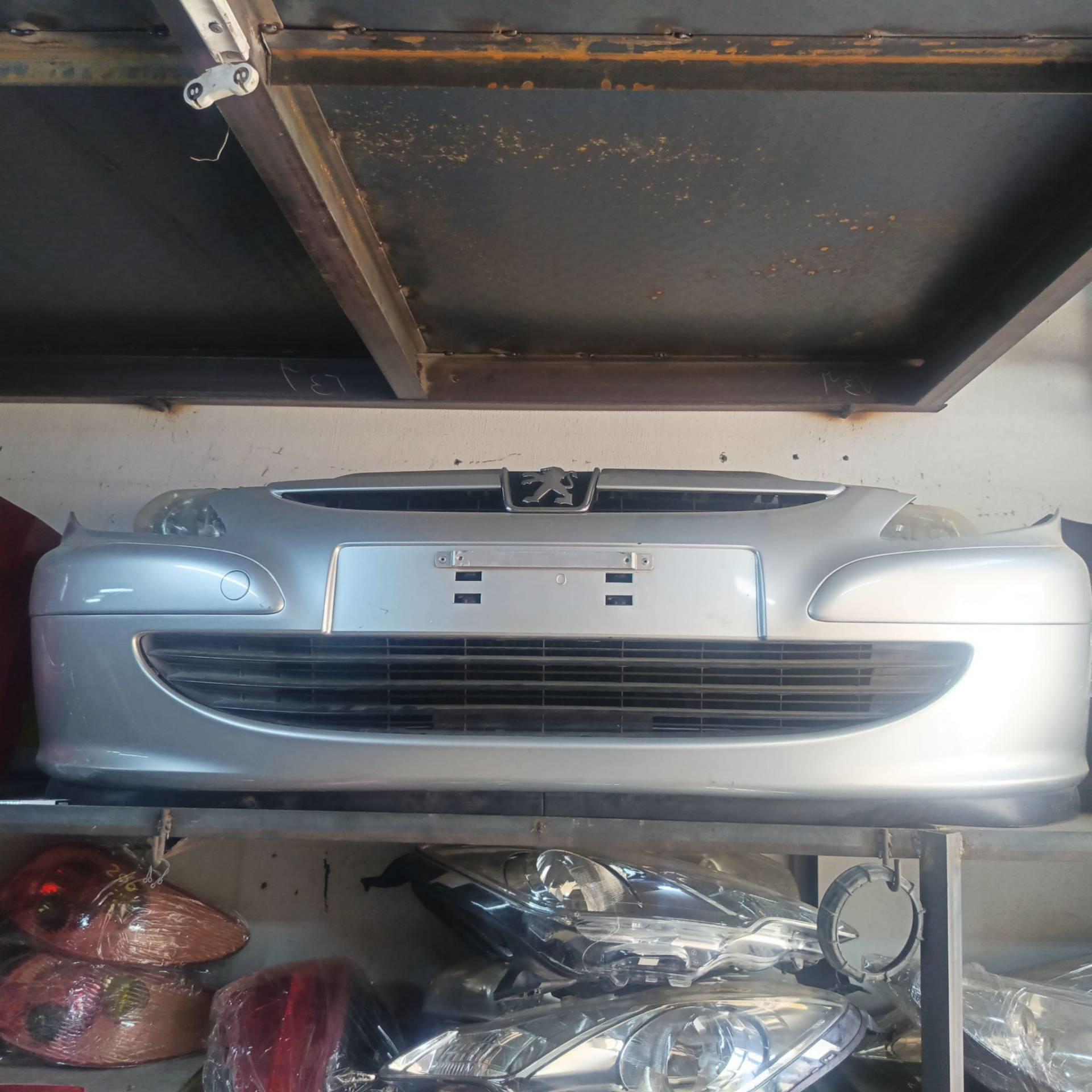 طمبون امامي 307