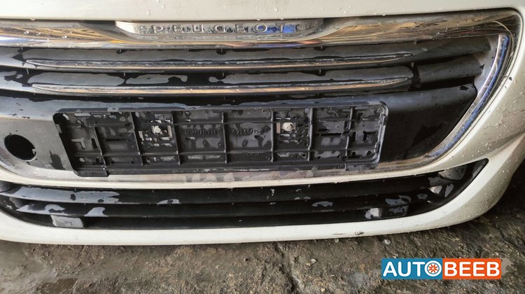 Body Grilles Peugeot 5008