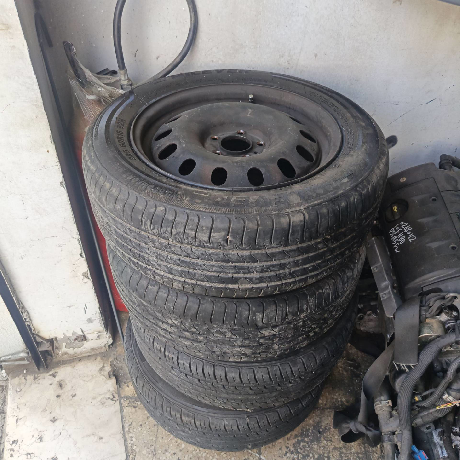 جنطات حديد مع كوشوك 407
