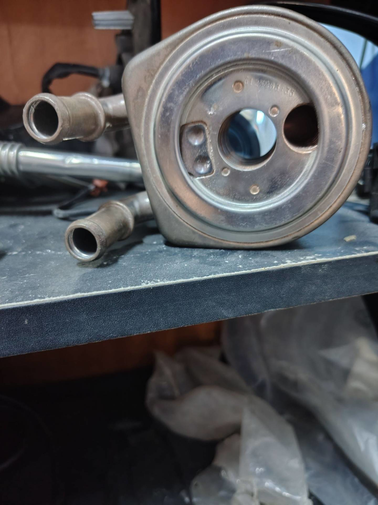 مبرد زيت محرك بيجو 407 محرك 2000cc موديل 2005