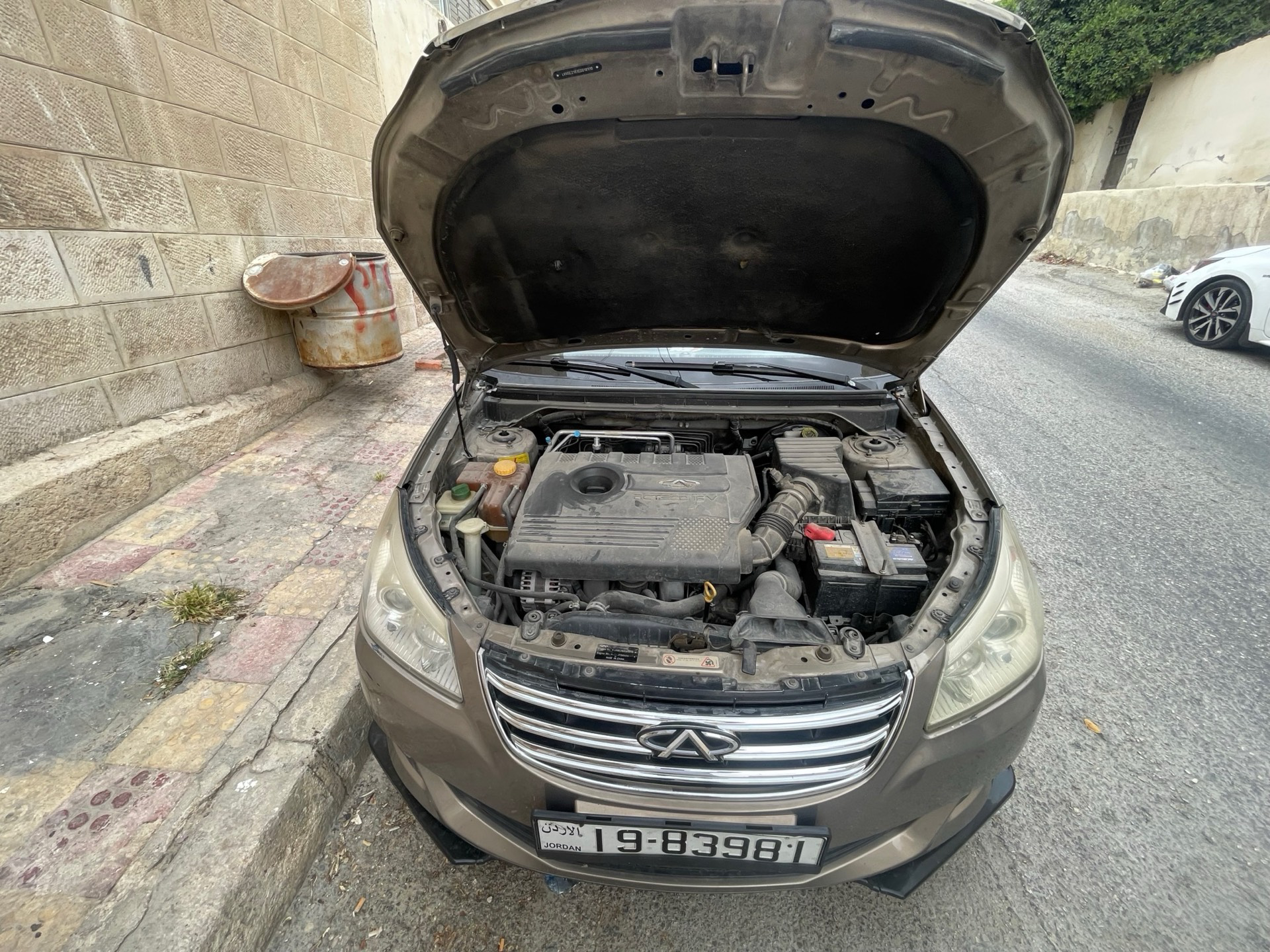 شيري E5 2014