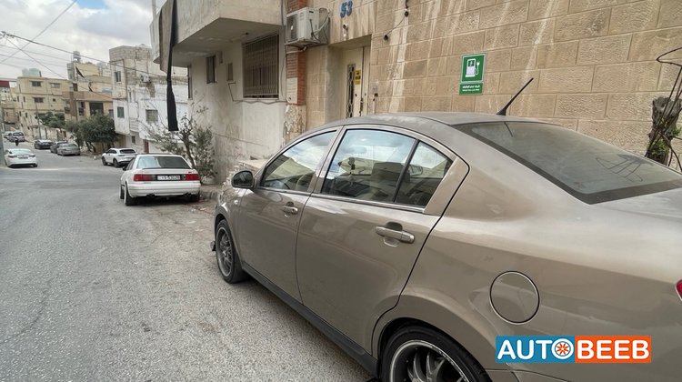 شيري E5 2014