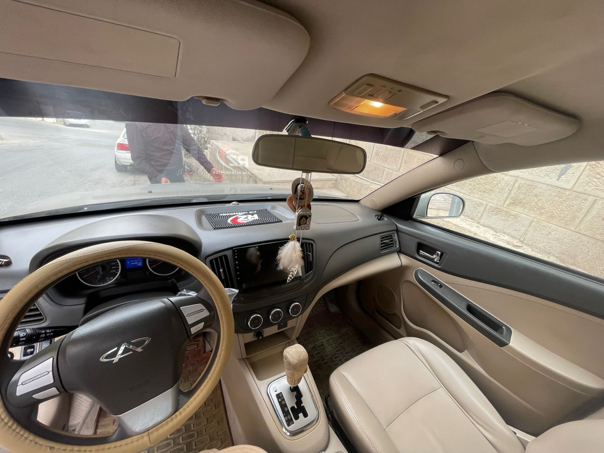 شيري E5 2014
