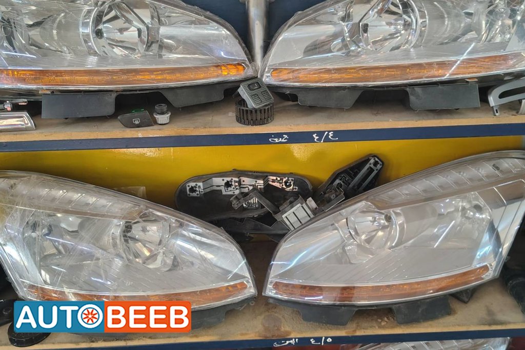 Lights Front light Citroen C4 Picasso