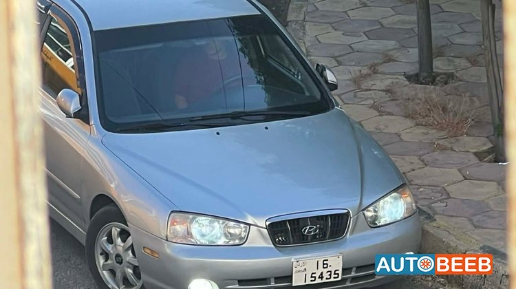 هيونداي افانتي 2002