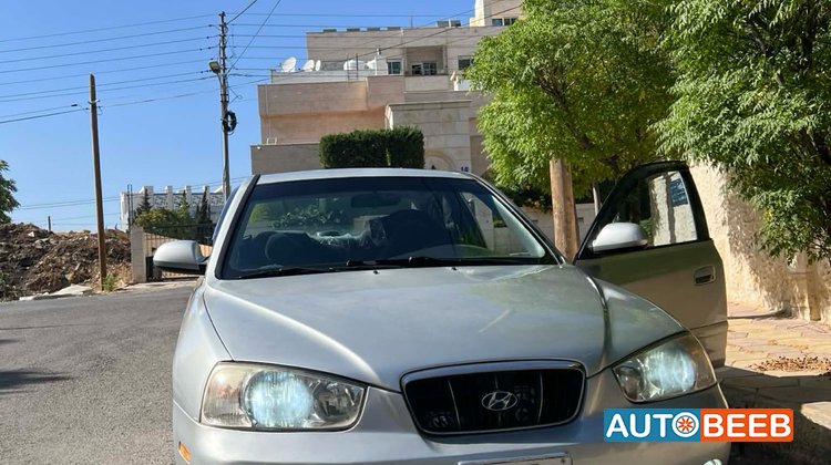 هيونداي افانتي 2002