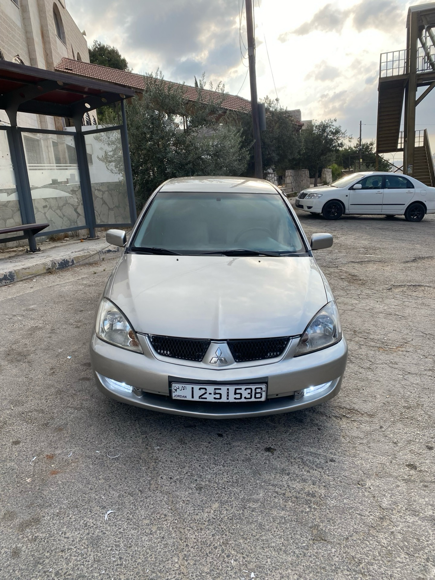 ميتسوبيشي لانسر 2005