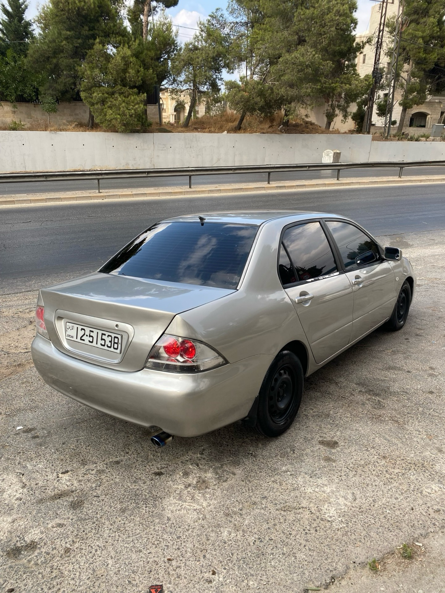 ميتسوبيشي لانسر 2005