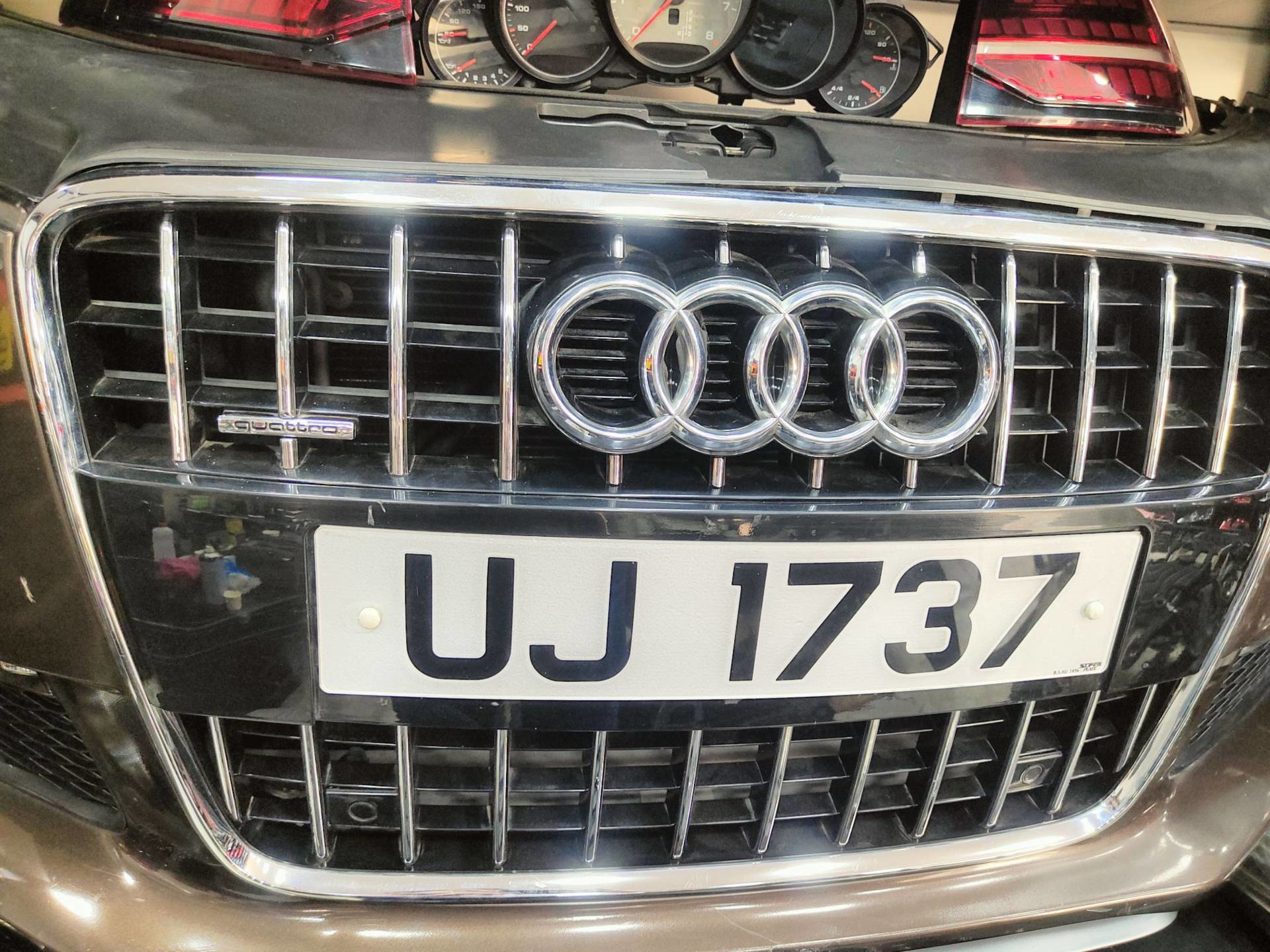 Body Grilles Audi Q7