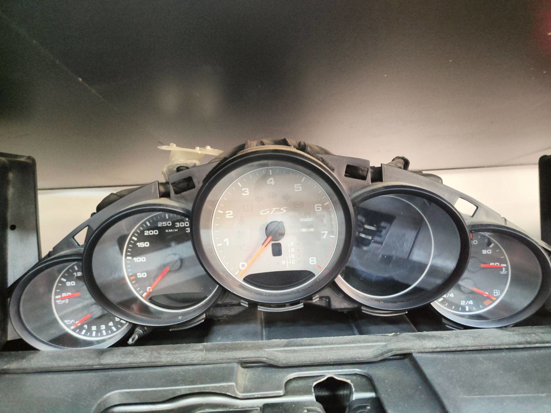 Cabin Dashboard Porsche Cayenne