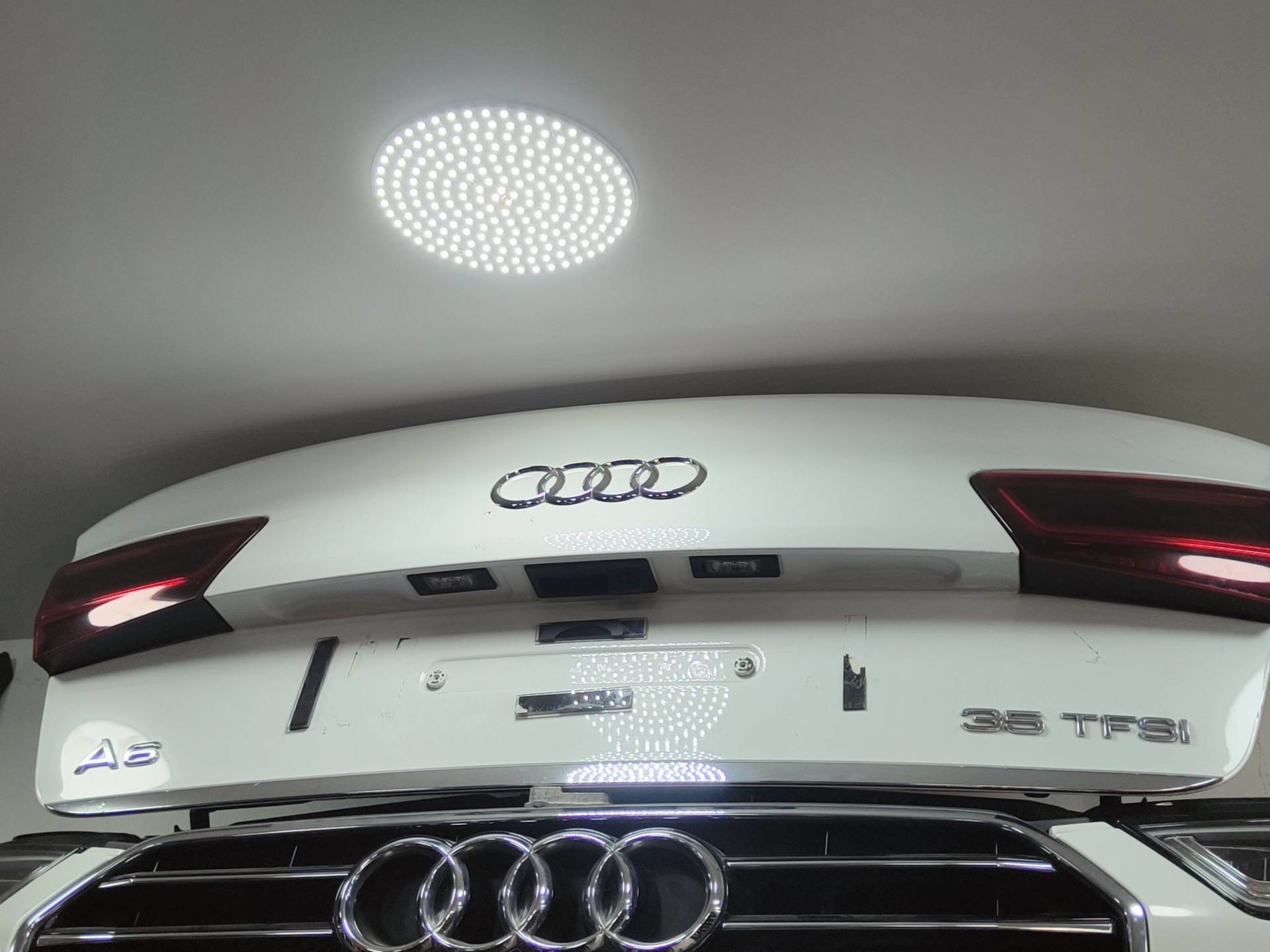 Body Trunk Audi A6