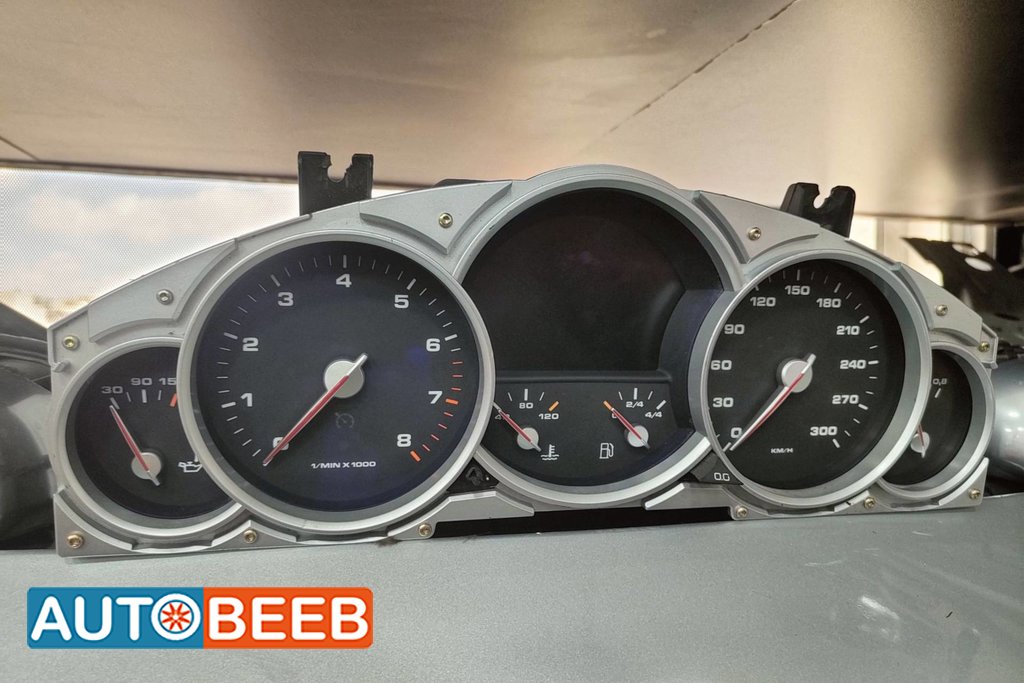 Cabin Dashboard Porsche Cayenne