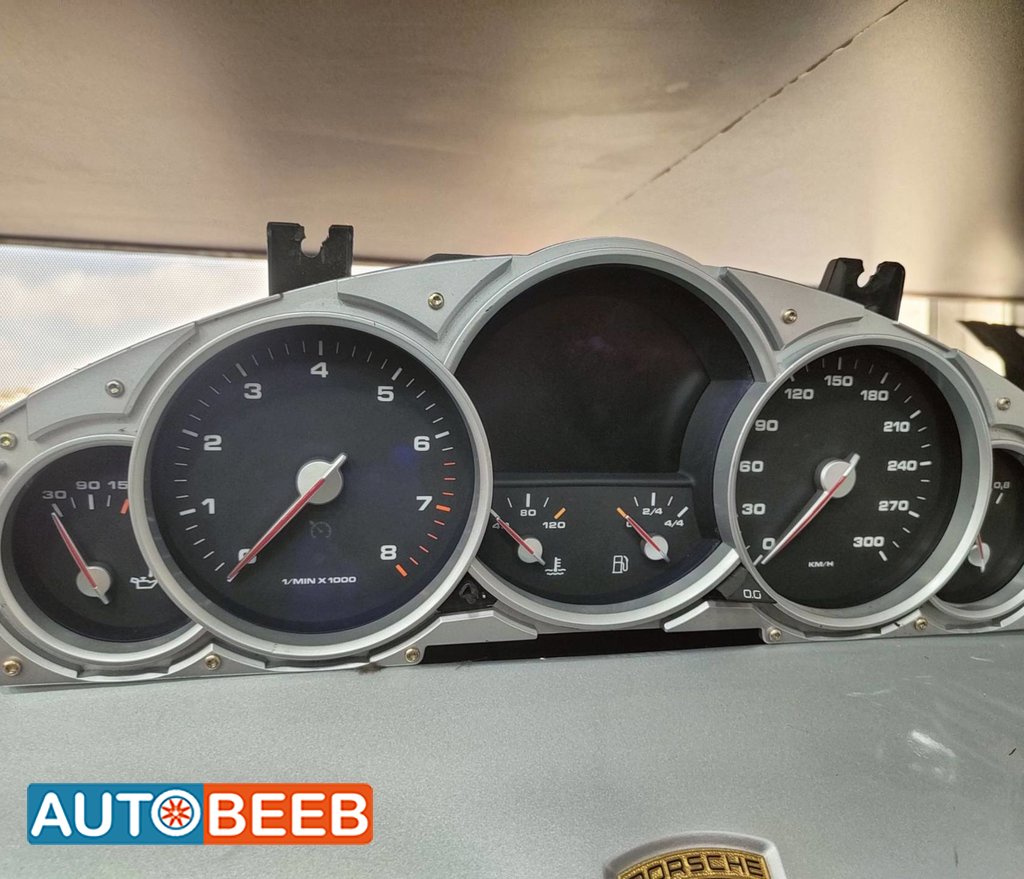 Cabin Dashboard Porsche Cayenne
