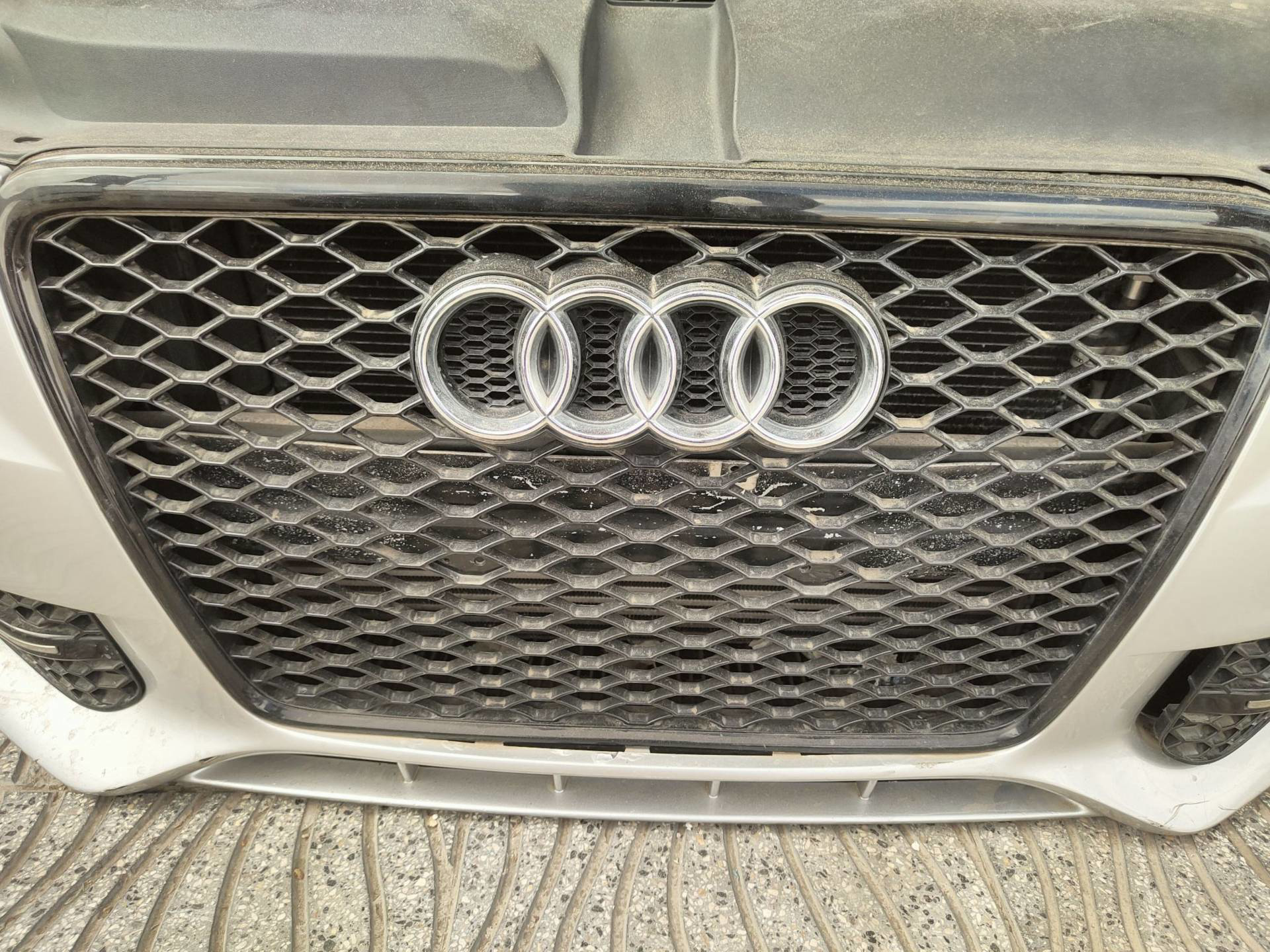Body Grilles Audi A4