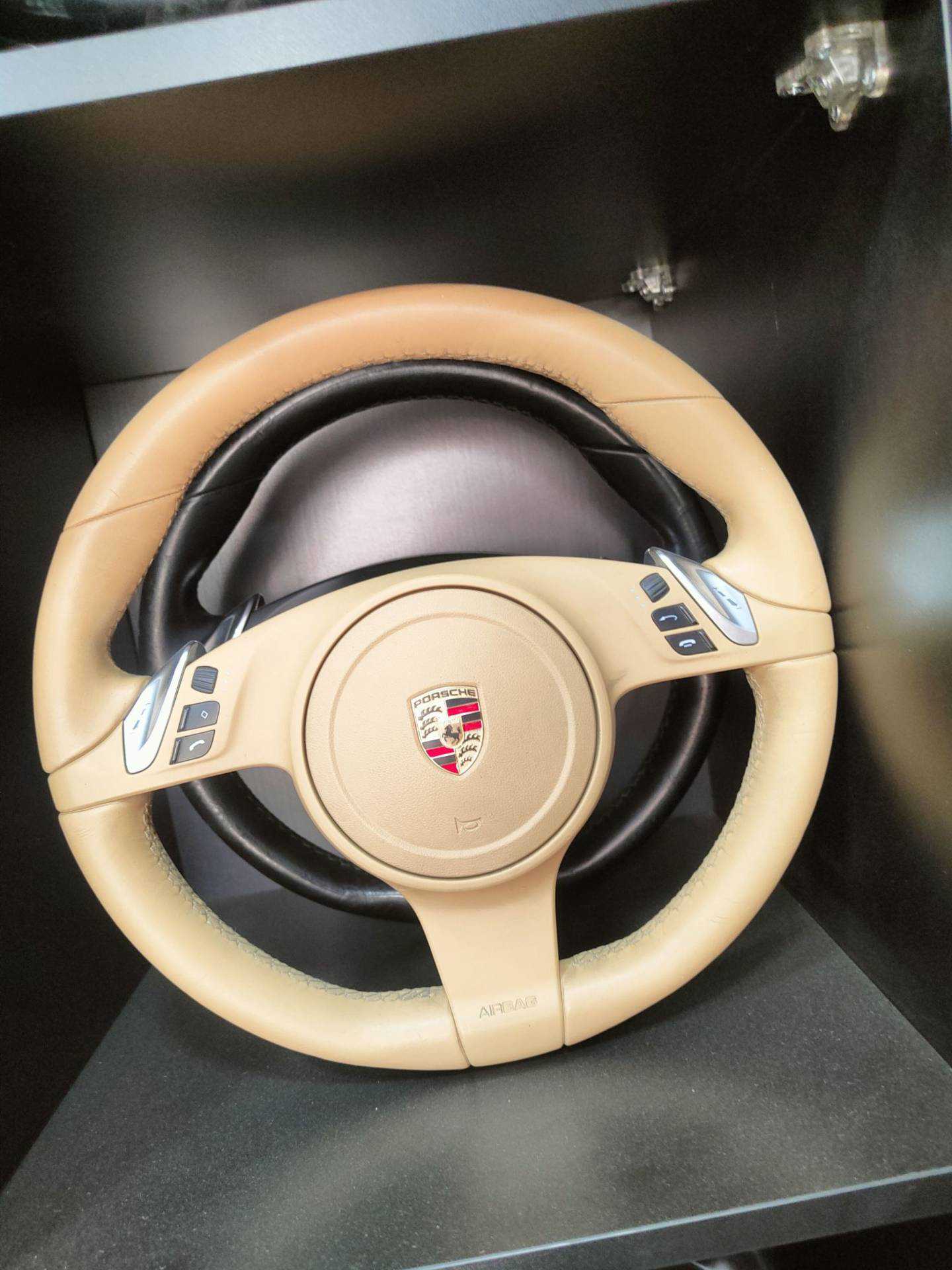Cabin Steering Wheel Porsche Panamera