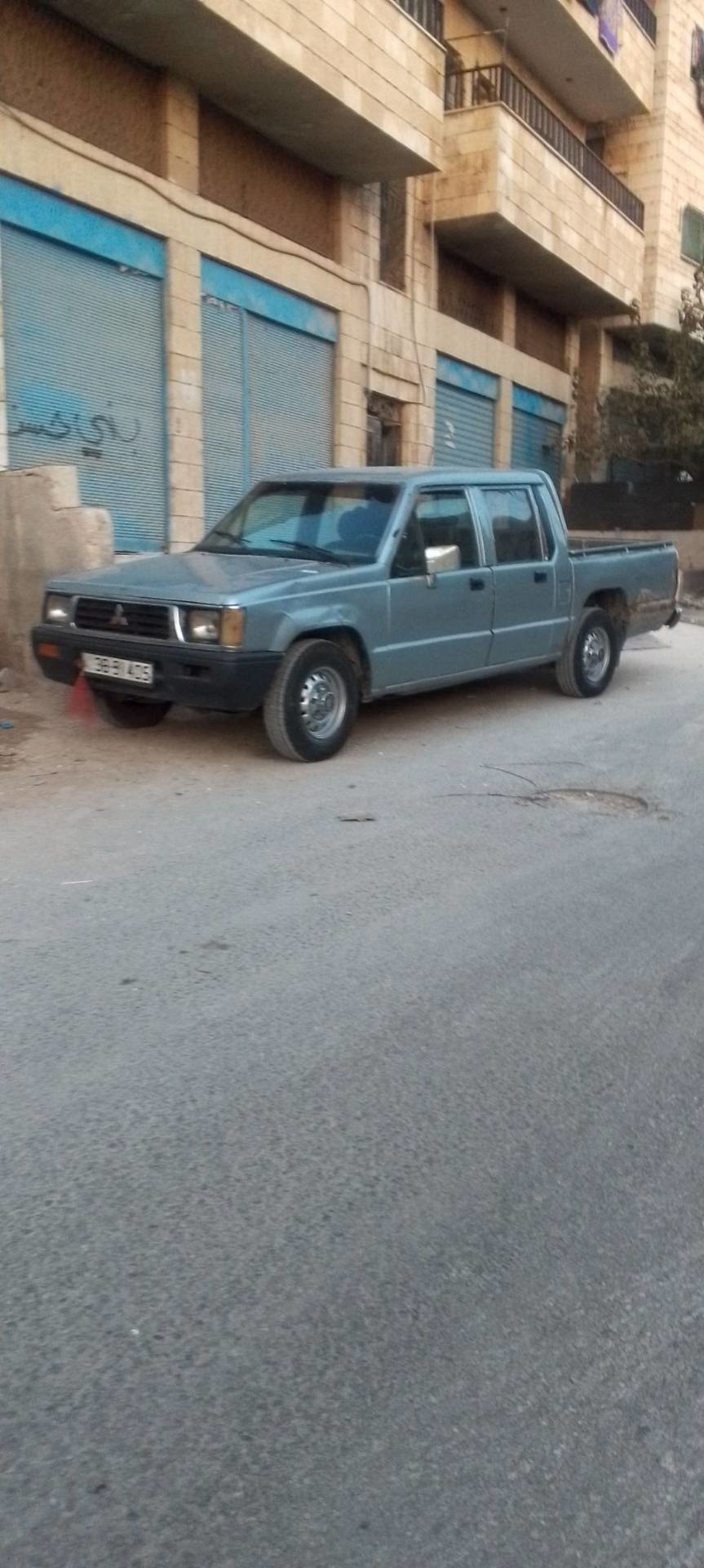 ميتسوبيشي L200 1992