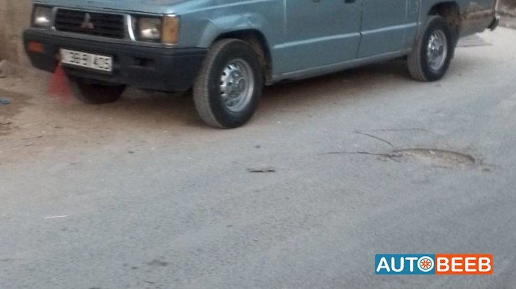 ميتسوبيشي L200 1992