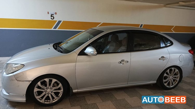 Hyundai Avante 2010