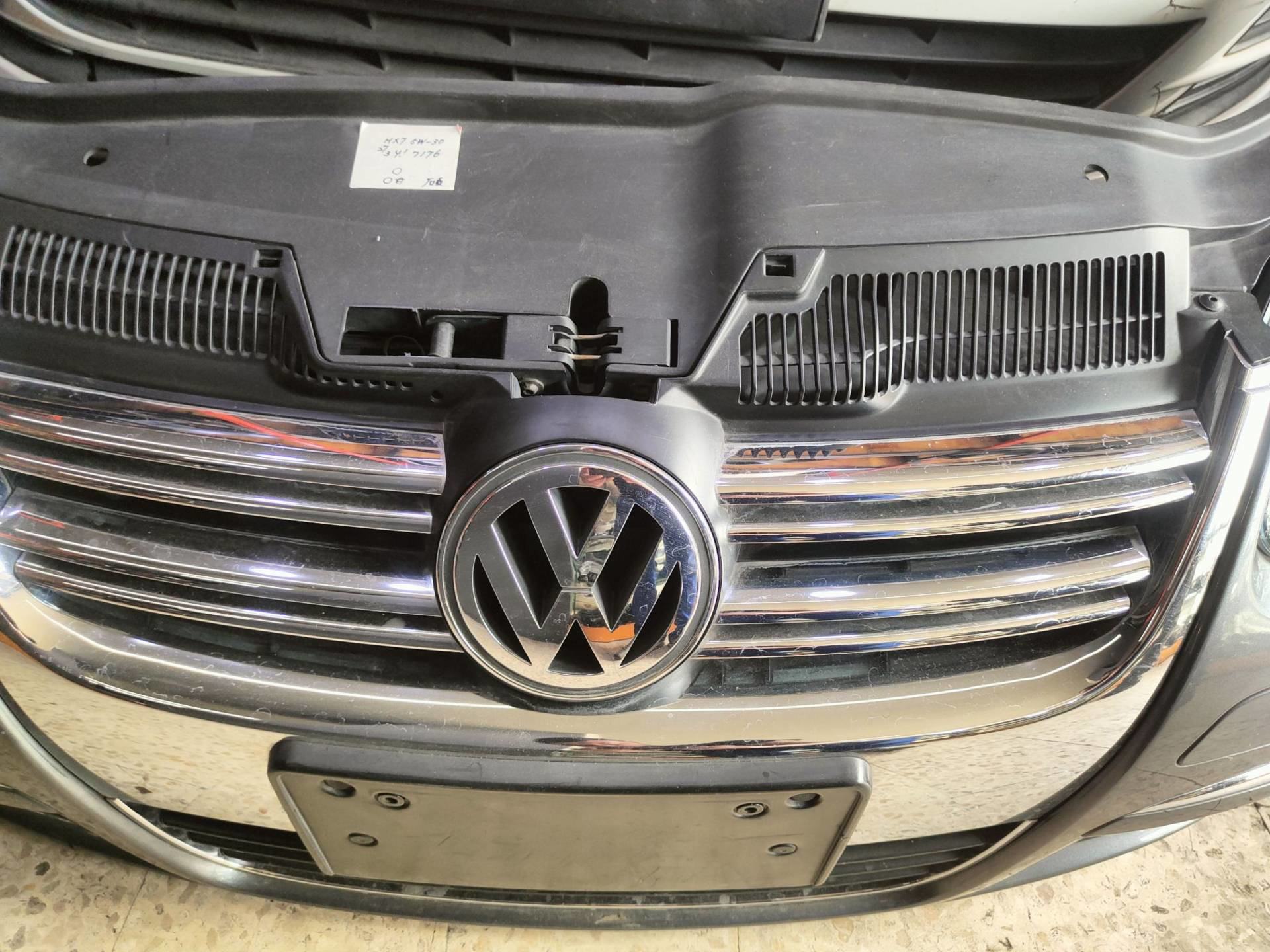 Body Grilles Volkswagen Jetta