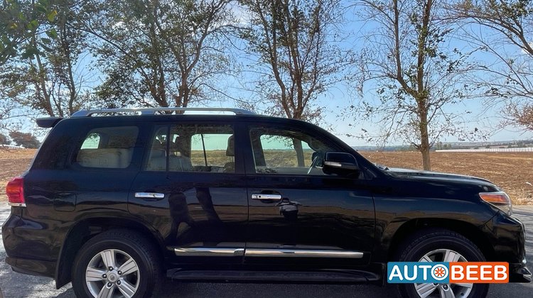 Toyota Land Cruiser 2015