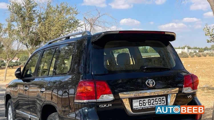 Toyota Land Cruiser 2015