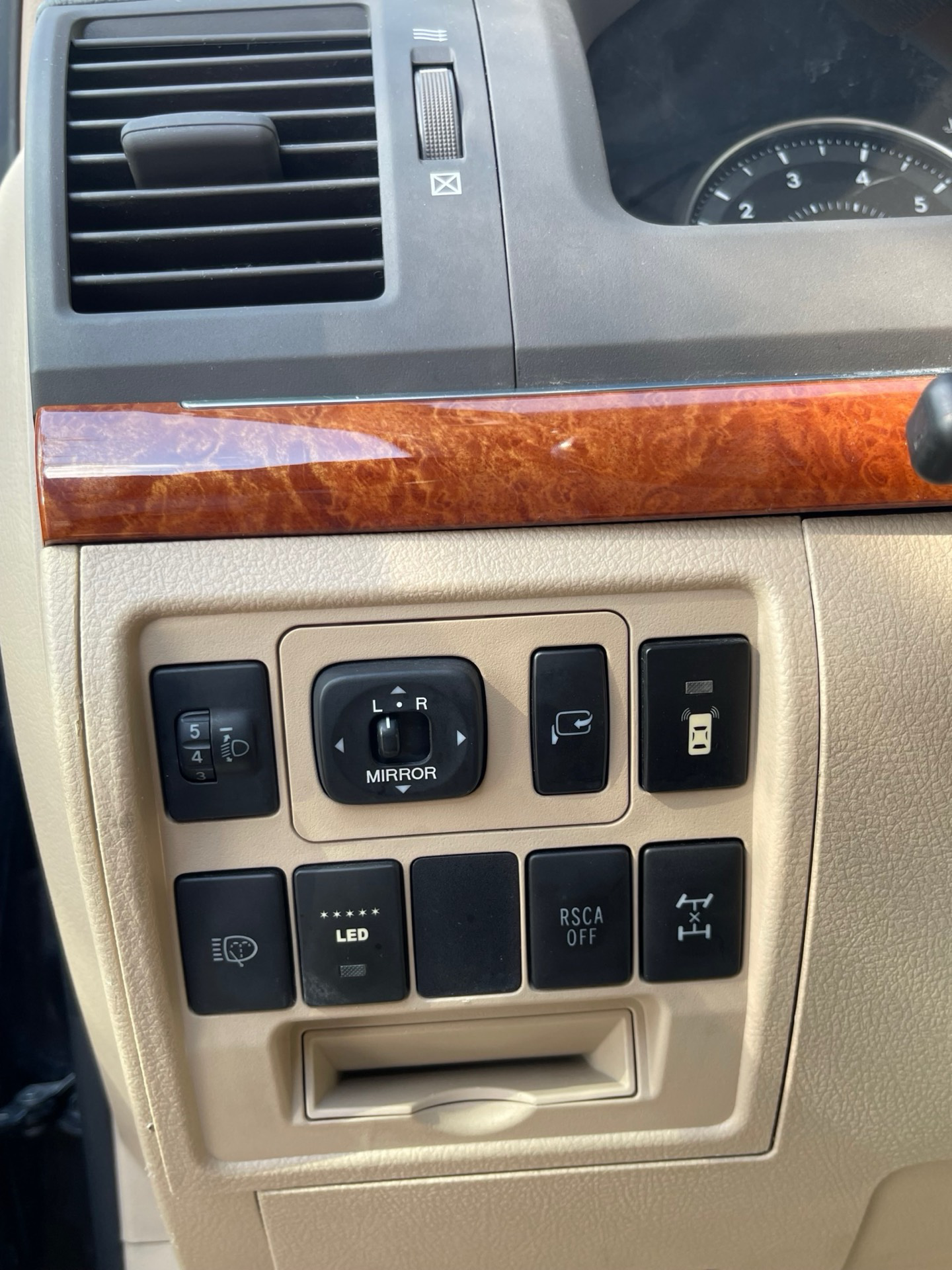 Toyota Land Cruiser 2015
