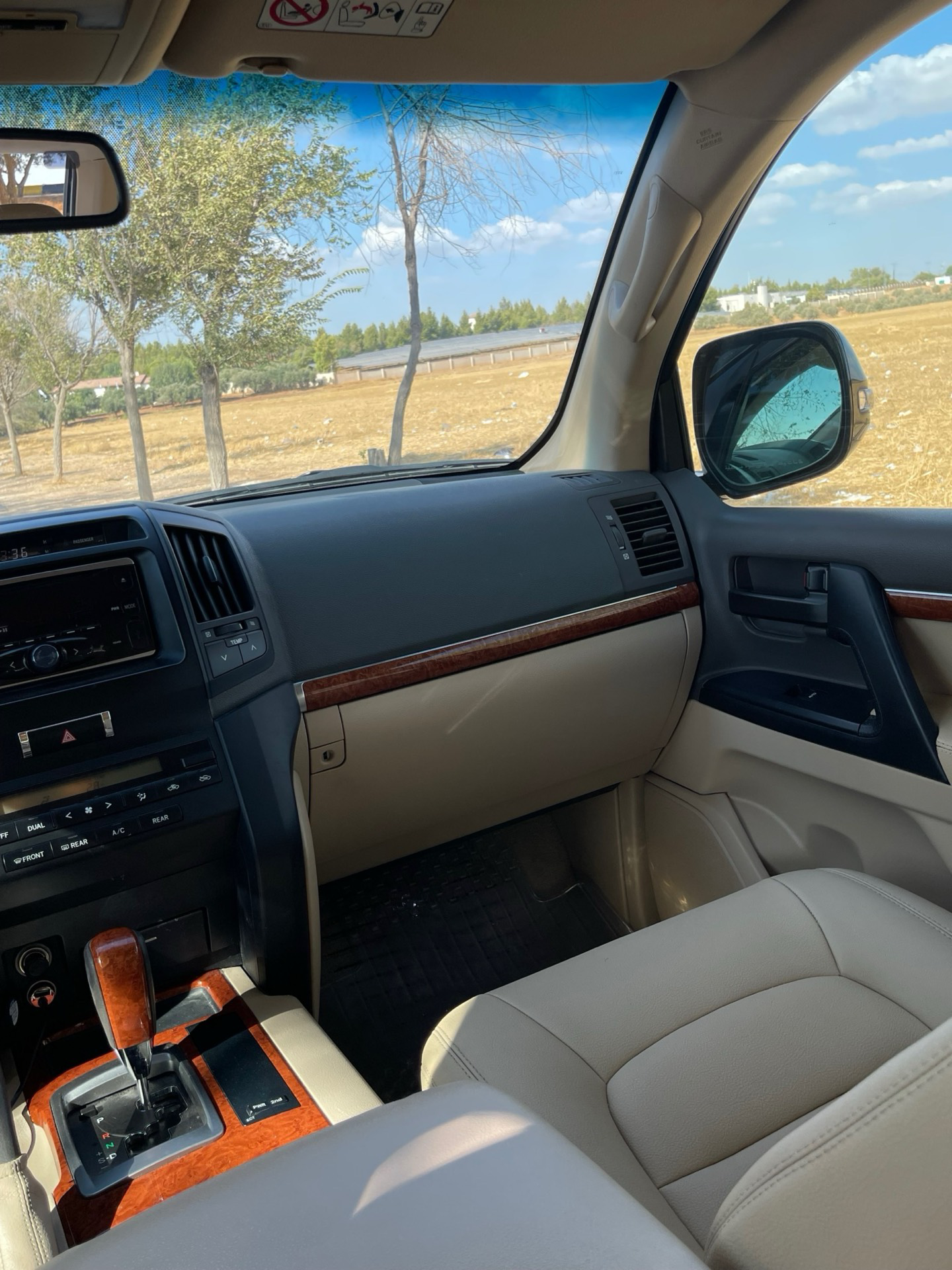 Toyota Land Cruiser 2015