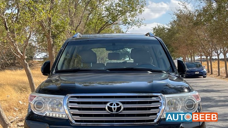 Toyota Land Cruiser 2015