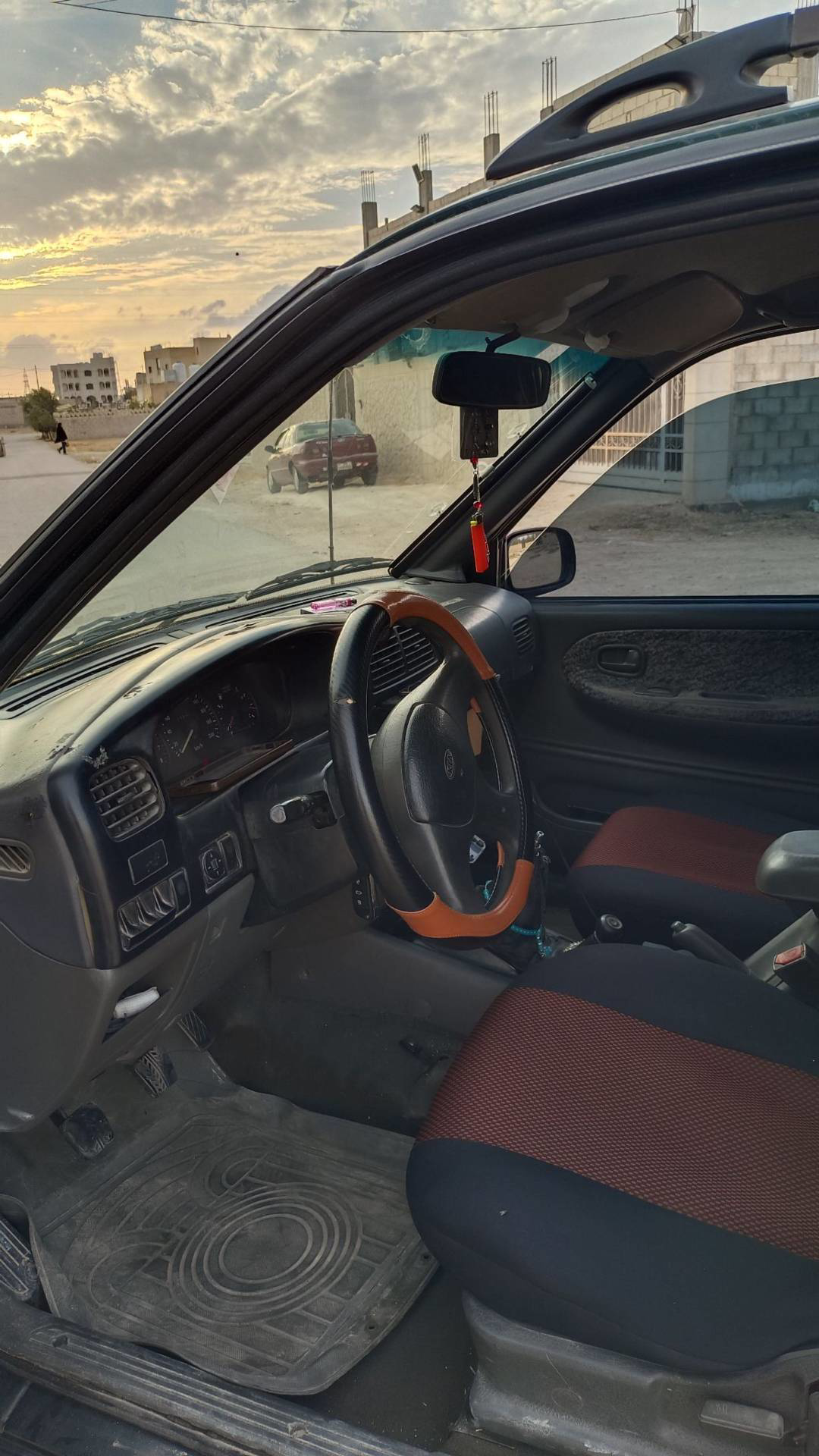 كيا سبورتاج 2000