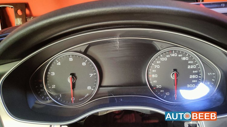 Cabin Dashboard Audi A6