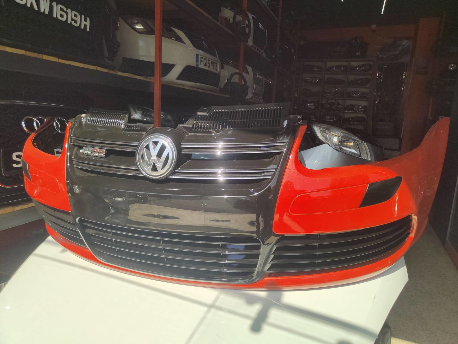 طمبون امامي فولكس فاجن جولف mk5 2006 2007 2008