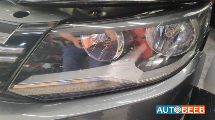 Lights Front light Volkswagen Tiguan