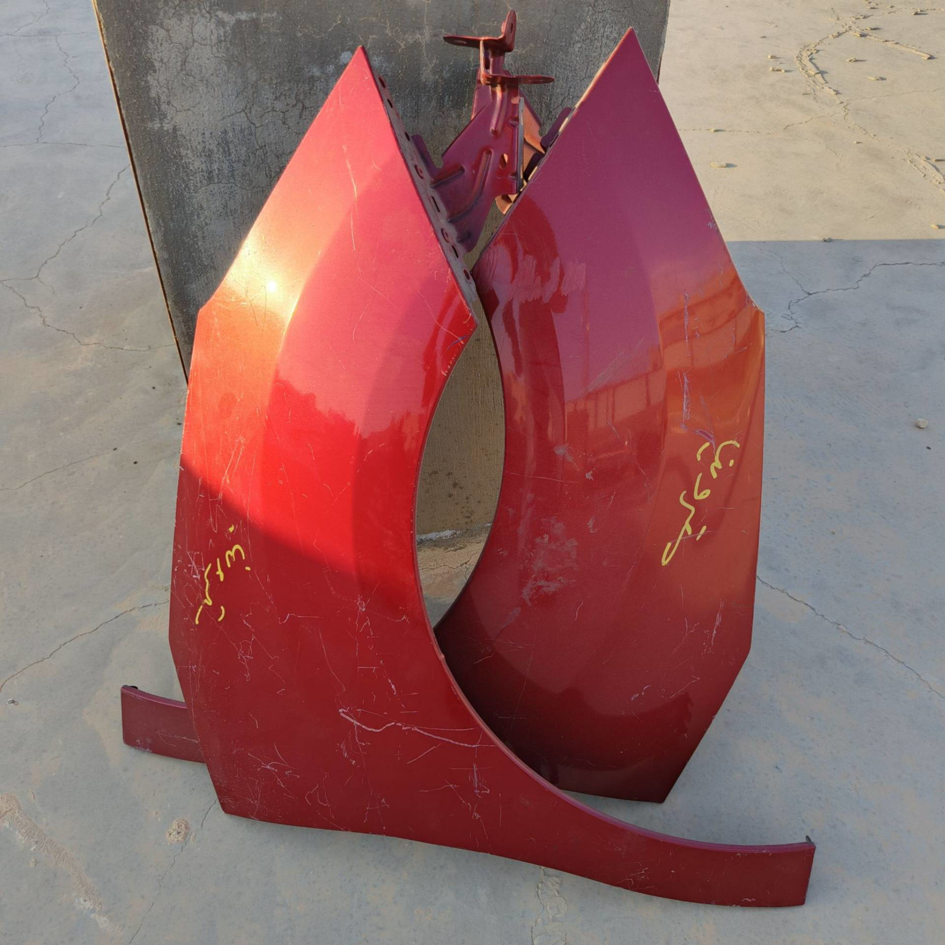 جنحان أمامية C3/2011