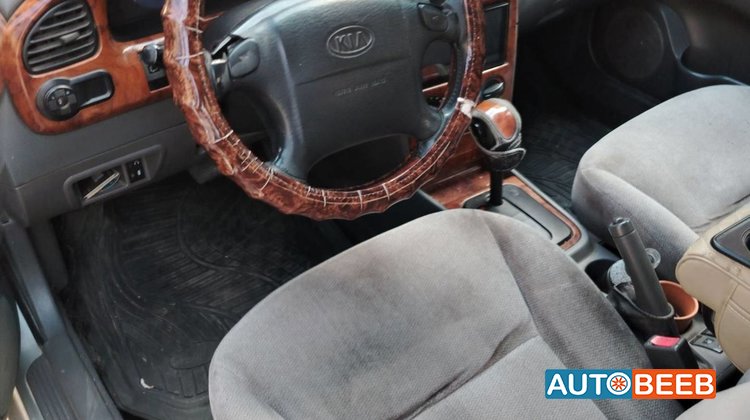 KIA Spectra 2002