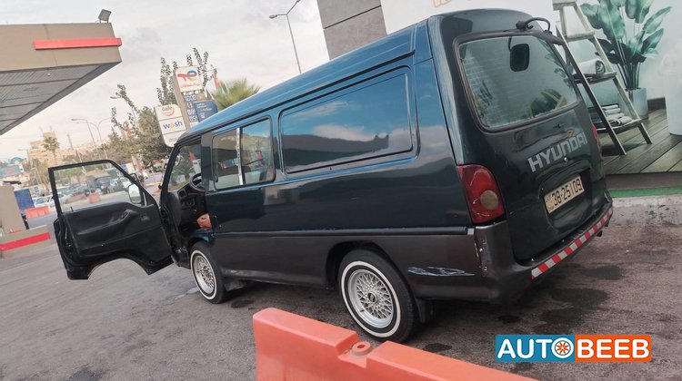 Minibus Hyundai 1996