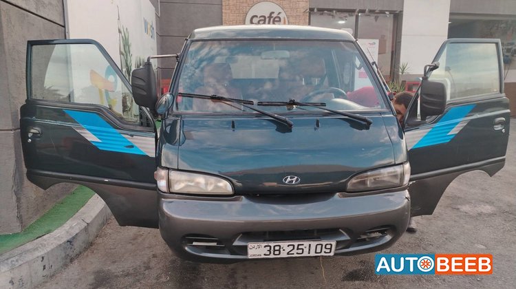 Minibus Hyundai 1996