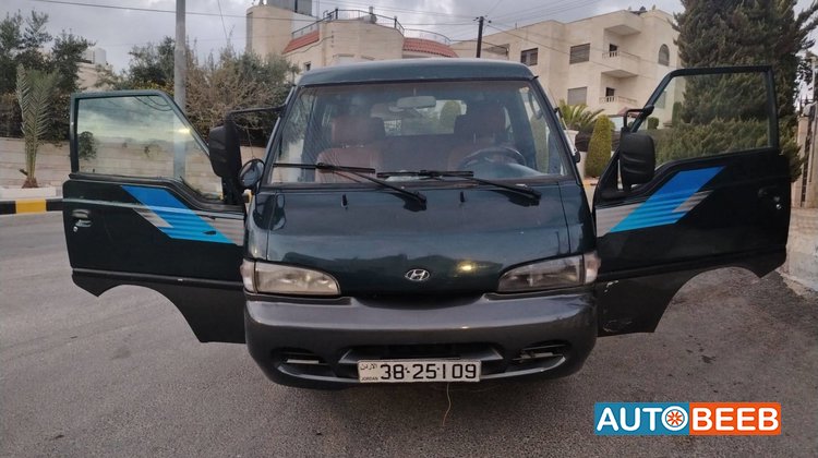 Minibus Hyundai 1996