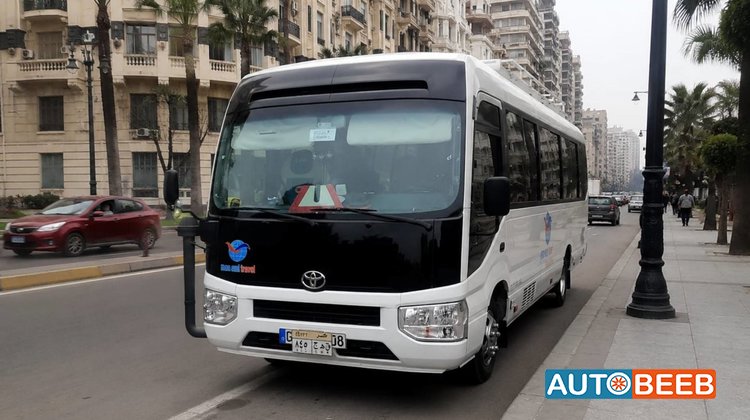 باص سياحي تويوتا 2025