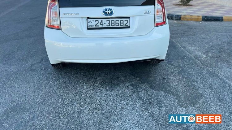 Toyota Prius 2012
