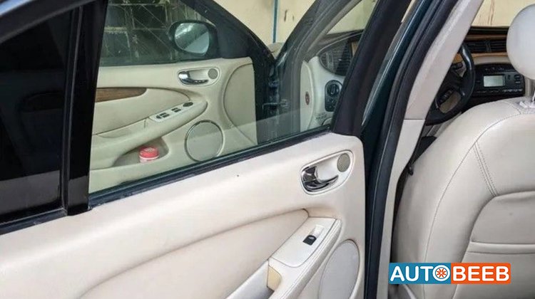 Jaguar X-Type 2002