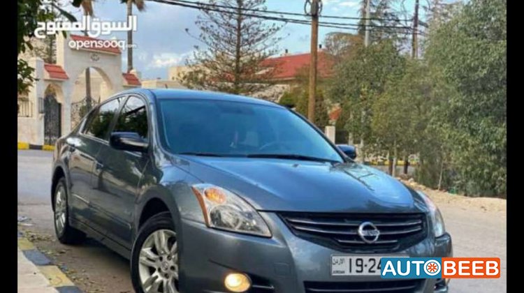 Nissan Altima 2011