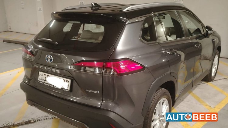 Toyota Cross 2023