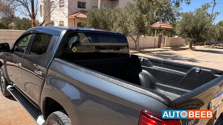 ميتسوبيشي L200 2021