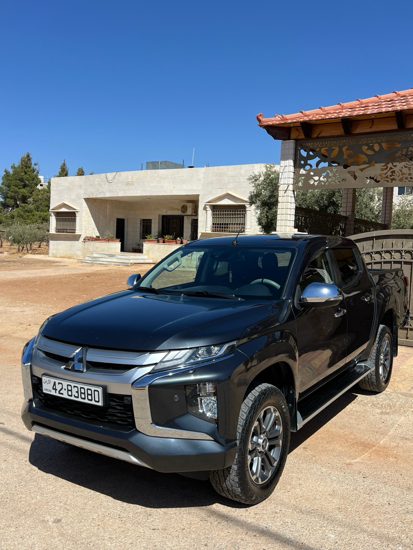 ميتسوبيشي L200 2021