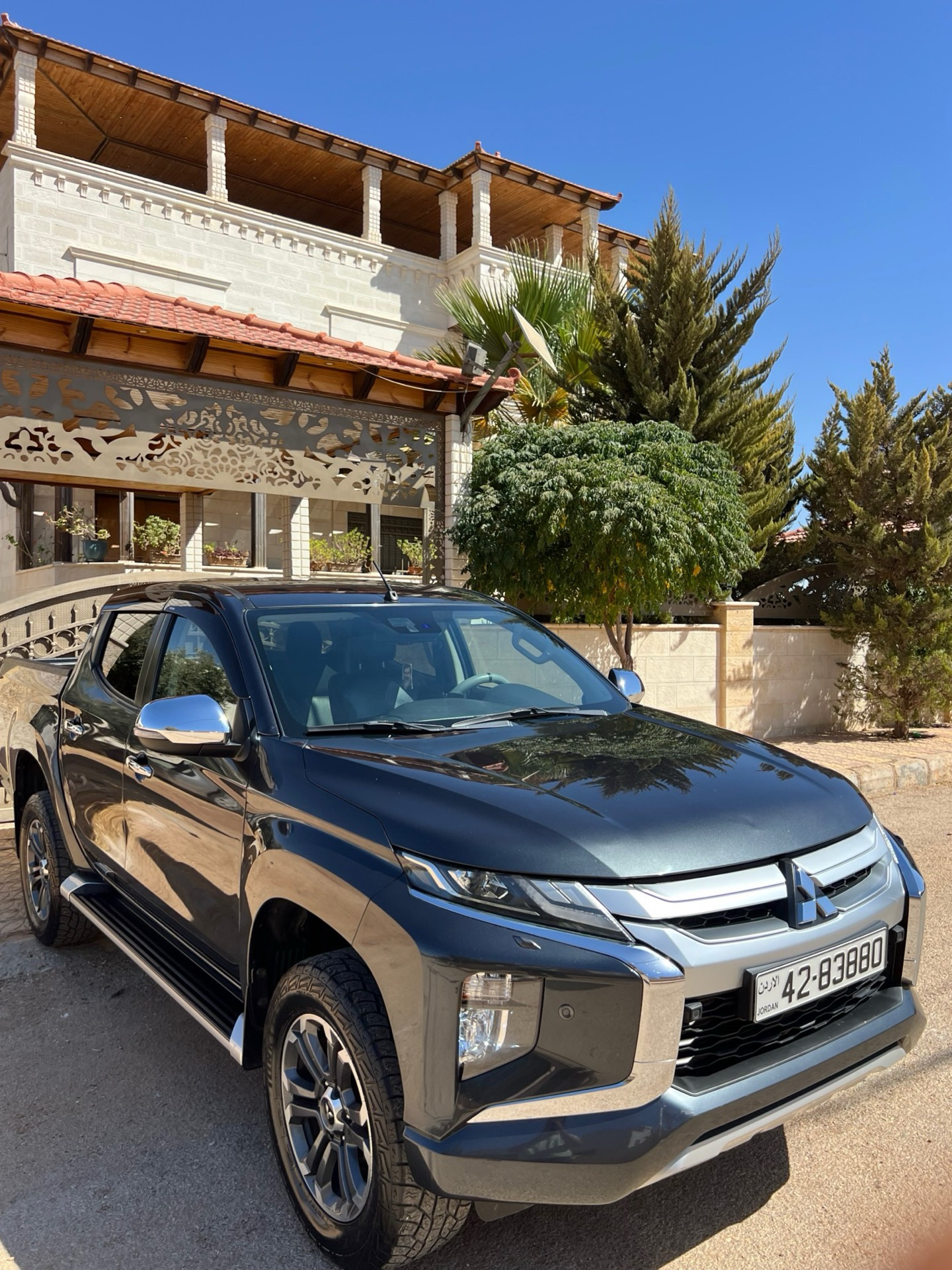 ميتسوبيشي L200 2021
