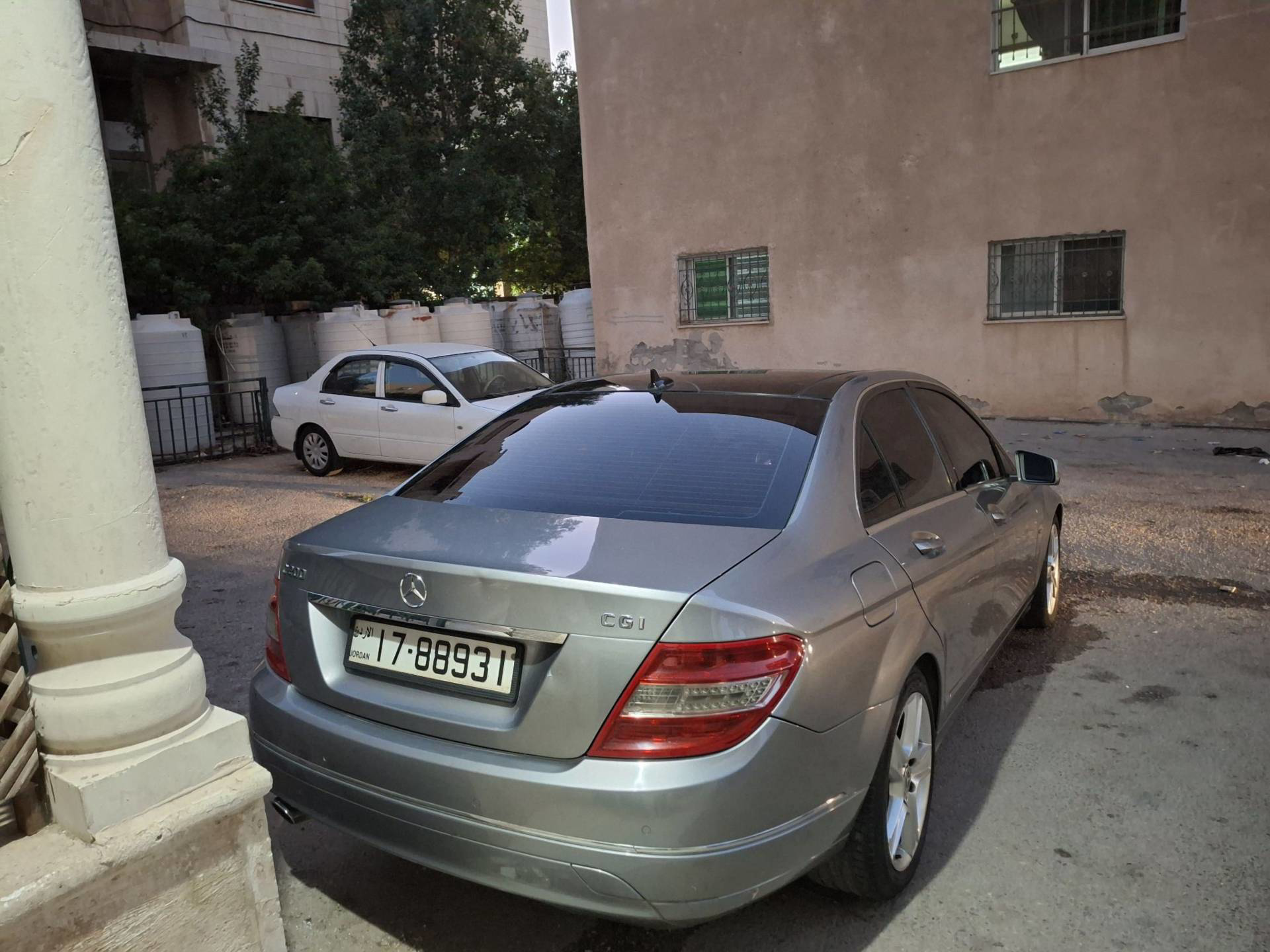 مرسيدس بنز C200 2010