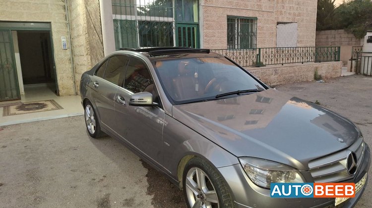 مرسيدس بنز C200 2010