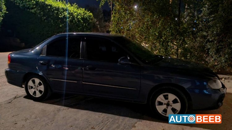 KIA Spectra 2001