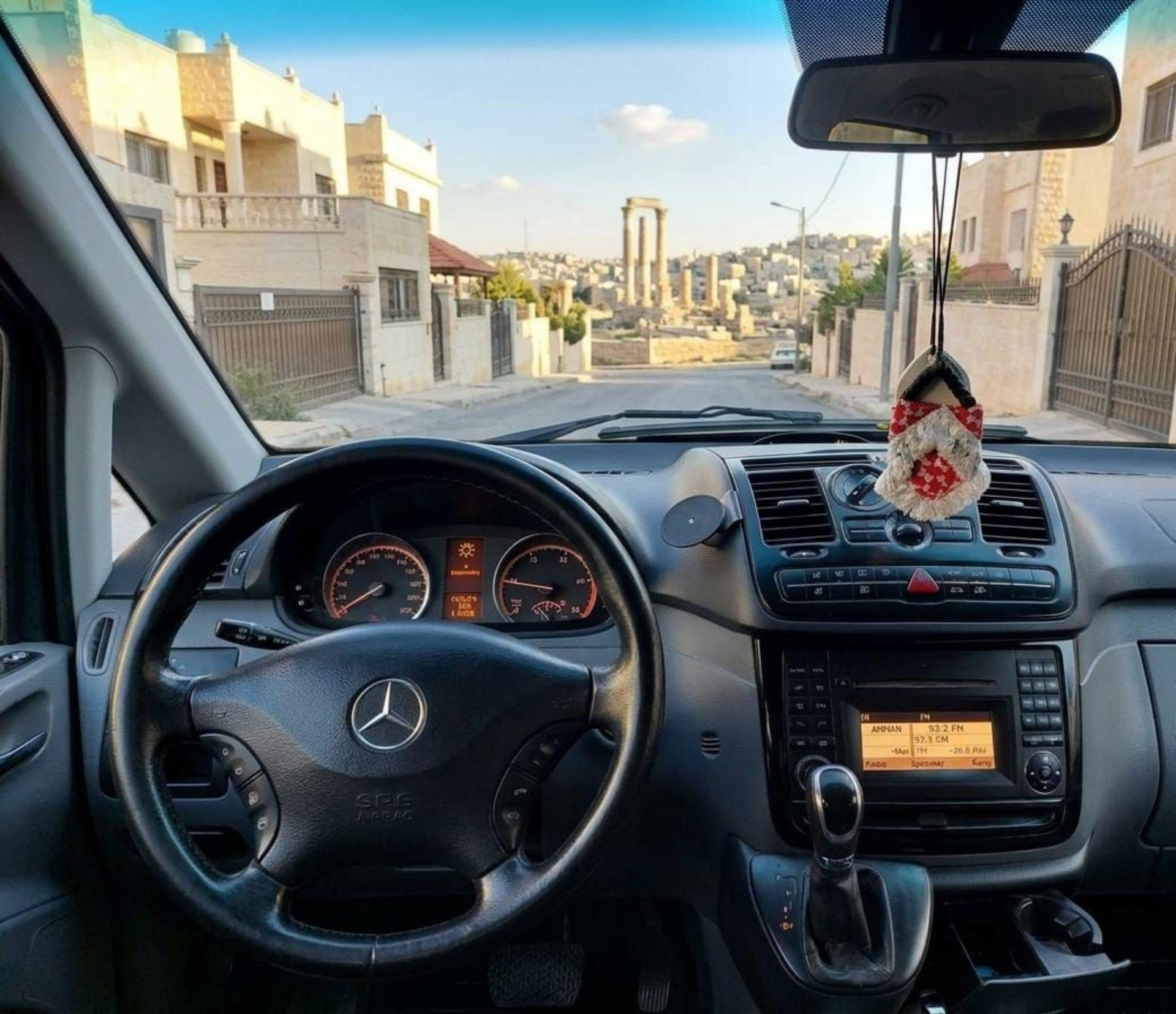 Mercedes Benz  2010