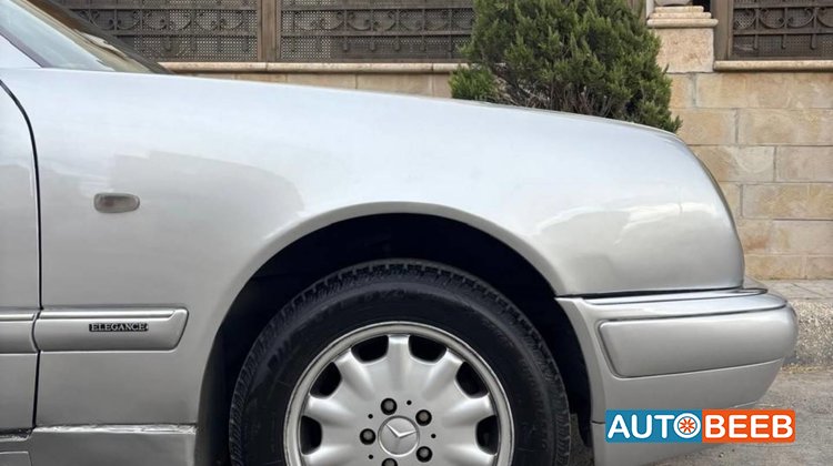 Mercedes Benz E200 1996